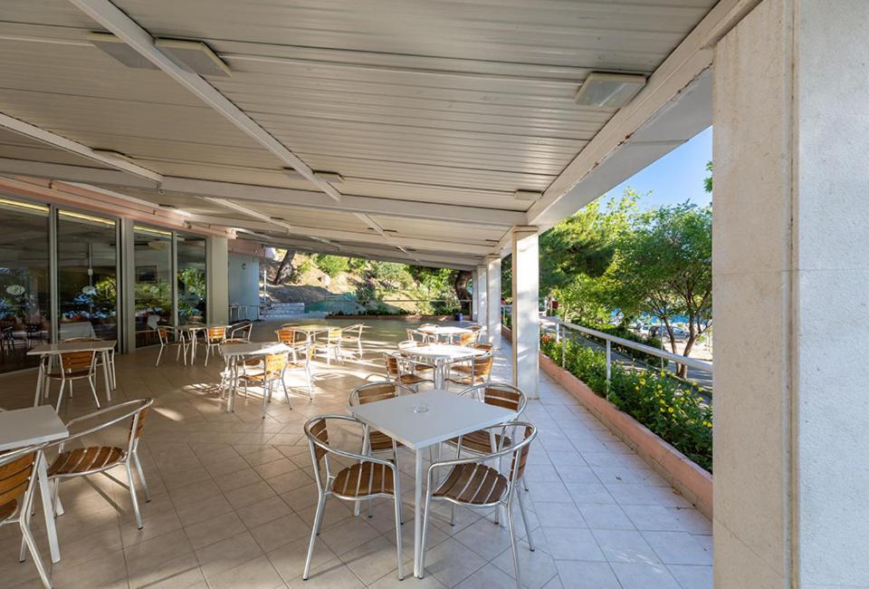 Hotel Tourist Settlement Brzet Omiš Exteriér fotografie