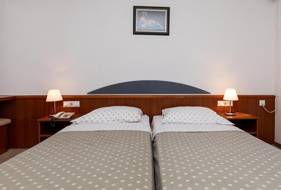 Hotel Tourist Settlement Brzet Omiš Exteriér fotografie
