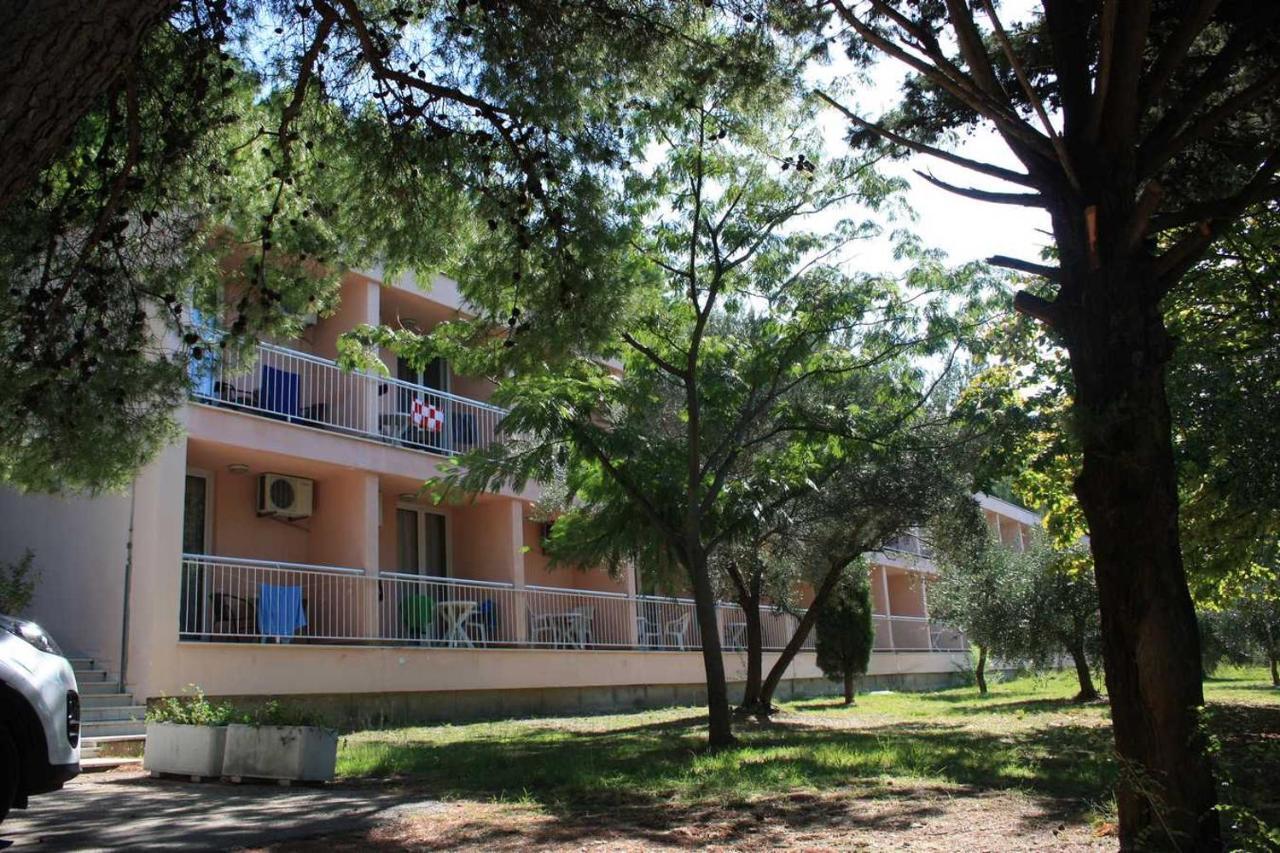 Hotel Tourist Settlement Brzet Omiš Exteriér fotografie